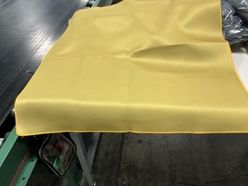 Condition photo showing Good Condition for thenshop double sided mahjong mat same color both sides, 31.5''x 31.5'' neoprene table, non slip rubber base, waterproof & quiet surface, reversible game mat for mahjong, poker, dominoes(lemon)