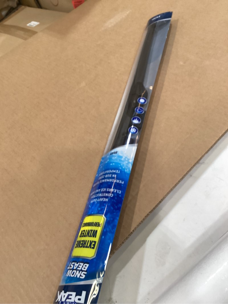 Condition photo showing Good Condition for peak snow beast winter windshield wiper blade, 21-inch 21"