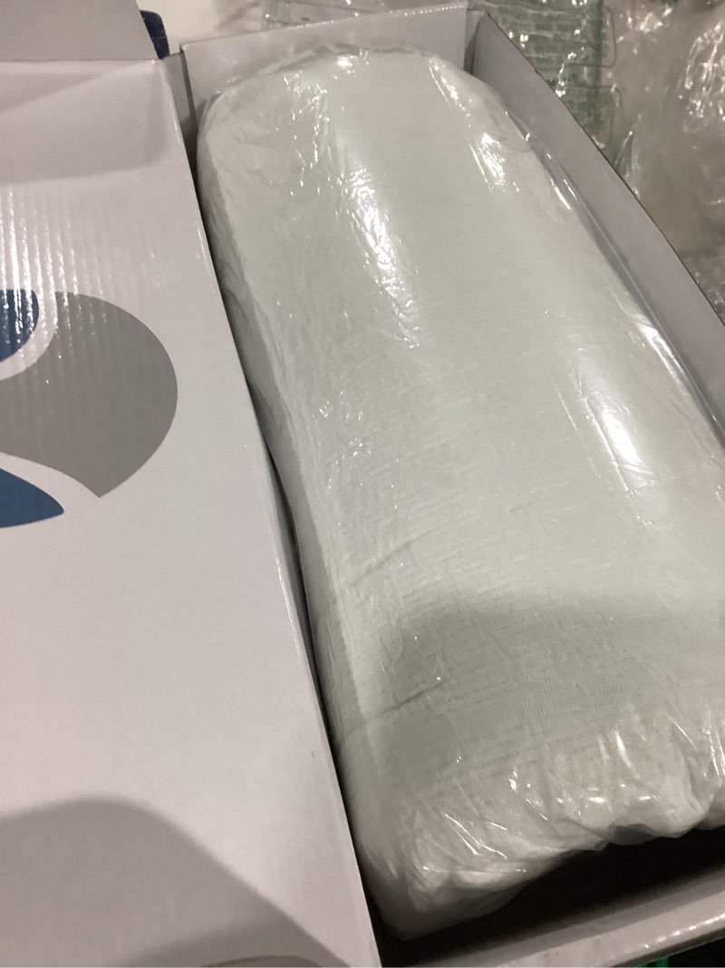 Condition photo showing Good Condition for bluewave bedding ultra slim gel memory foam pillow for stomach and back sleepers - thin, flat design for cervical neck alignment and deeper sleep (2.75-inches height, standard size) 2.75"h ultra slim (standard)