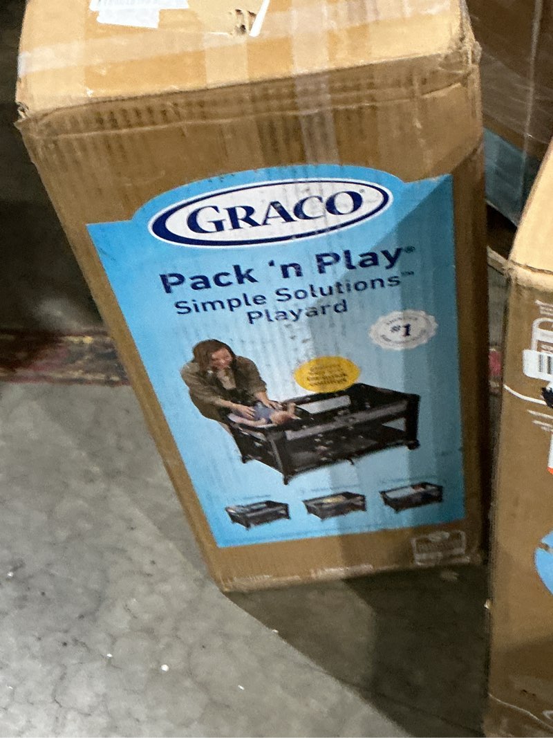 Condition photo showing New/Like New for graco® pack 'n play® simple solutions™ playard, cam