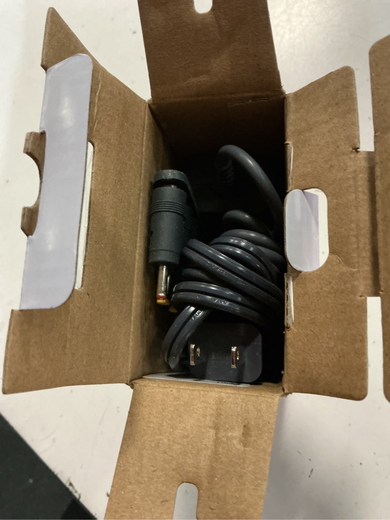 Condition photo showing Good Condition for onn. 65w laptop charger w/10 interchangeable tips, 10 ft power cord for hp, dell, lenovo laptops