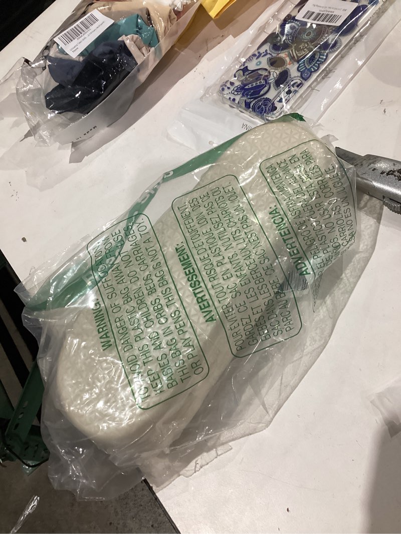 Condition photo showing New/Like New for Halloween Slippers Pumpkin Slippers for Boys Girls Kids Halloween Costumes Party Favors Decorations 2025 Pumpkin Shoes Halloween Pumpkin Slippers 2.5-4 Little Kid