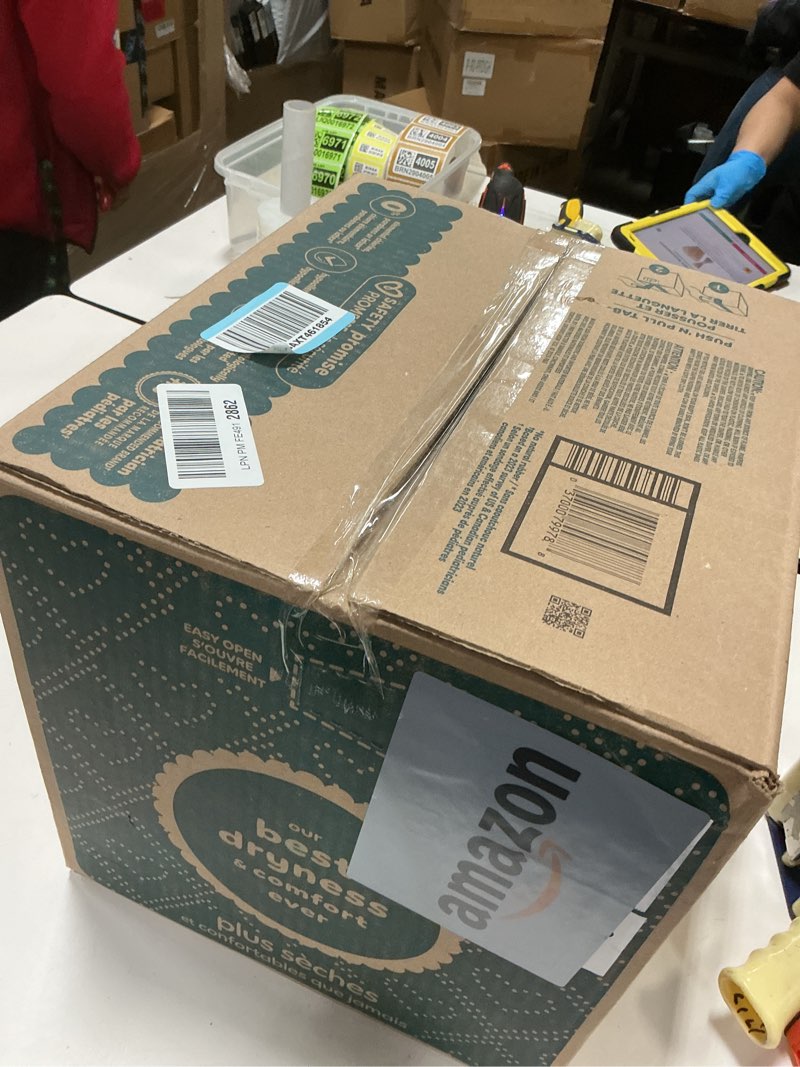 Condition photo showing New/Like New for Pampers Swaddlers Diapers Size 1  198 Count (Select for More Options)