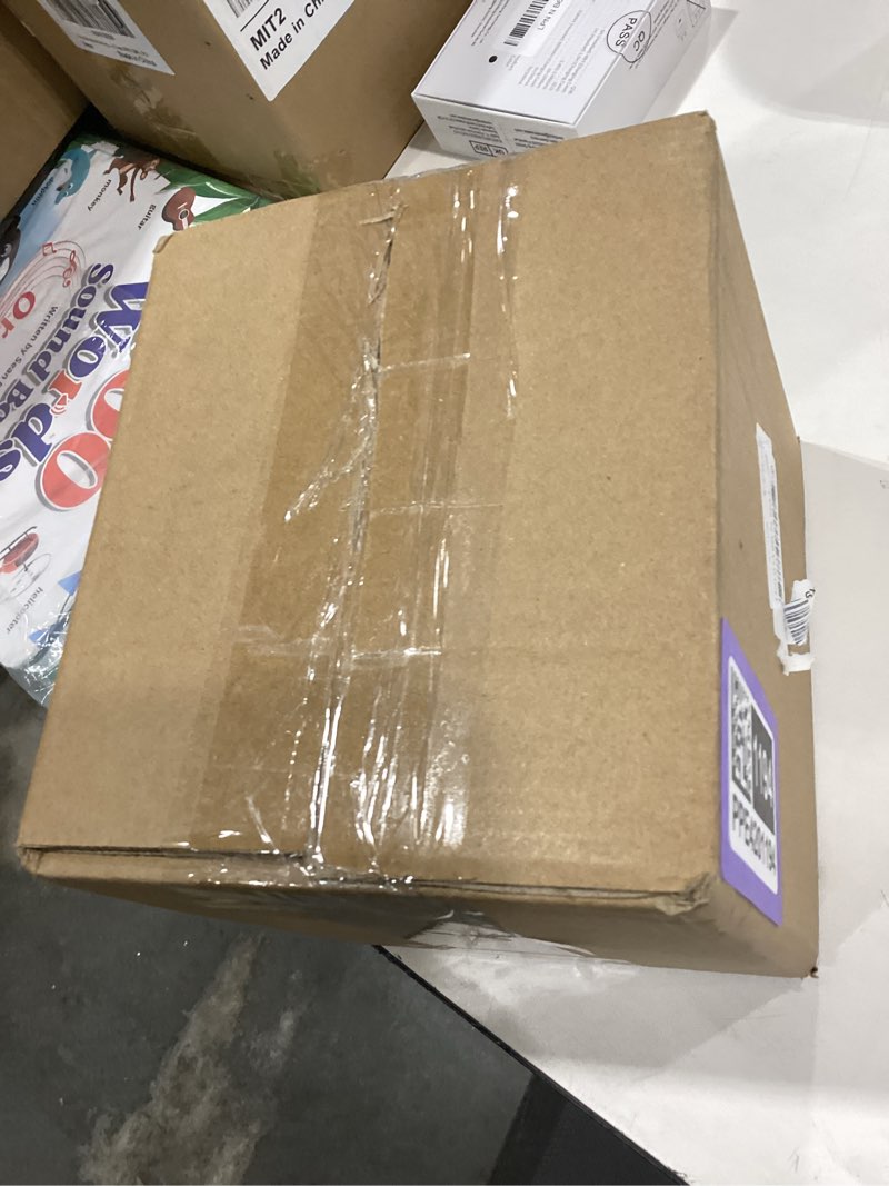 Condition photo showing Good Condition for display case