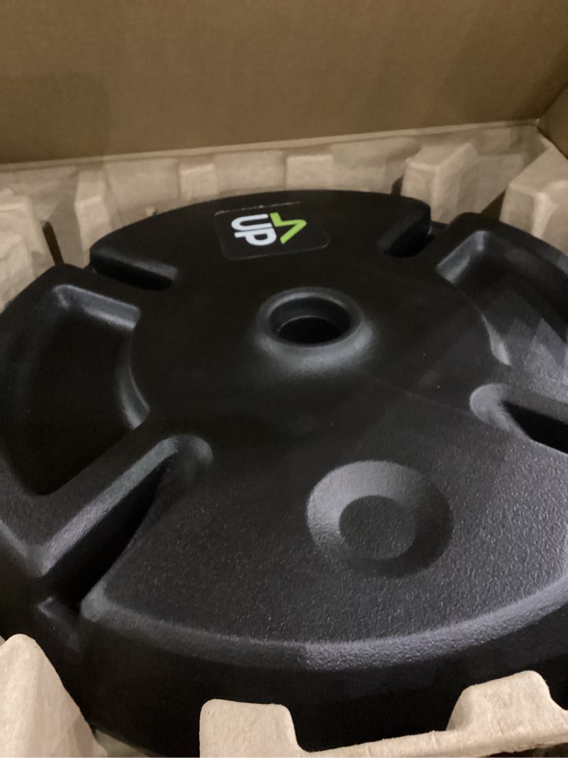 Rotating skateboard stand 