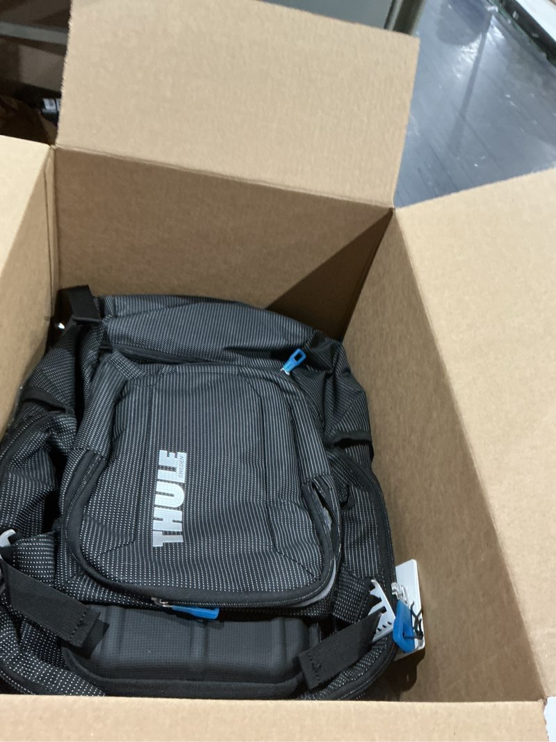Condition photo showing Good Condition for thule crossover 32l backpack new 32l black