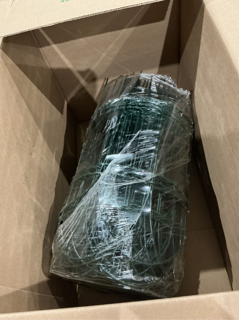 Condition photo showing Good Condition for roowest 16" x 50' green garden border fence, metal wire folding fence roll for outdoor yard, patio & flower bed edging, no-dig animal barrier, rustproof decorative landscape fencing