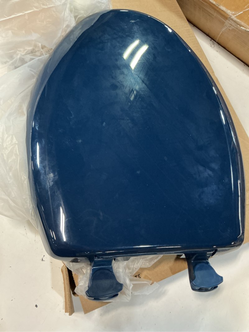 Condition photo showing Good Condition for bemis classic colors slow close toilet seat, easy clean hinges and durable plastic seat, made in usa, elongated, navy elongated navy