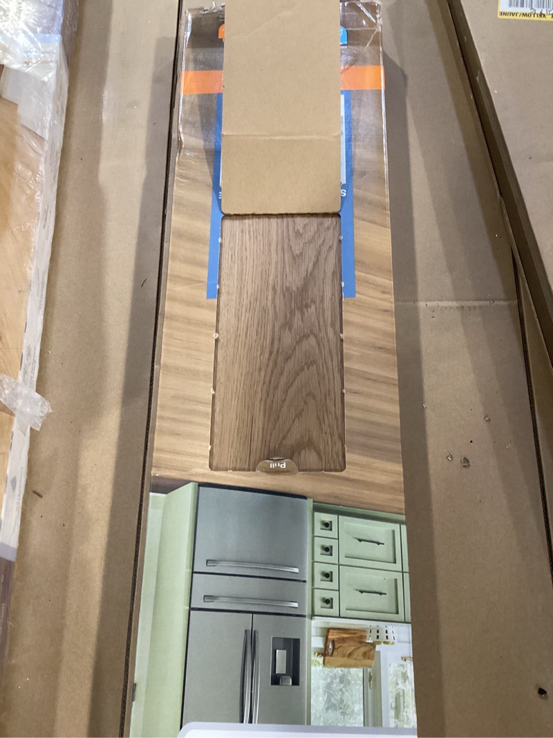 Condition photo showing Good Condition for hill valley oak 22 mil x 9 in. w x 48 in. l waterproof click lock luxury vinyl plank flooring (20.06 sq. ft. /case)