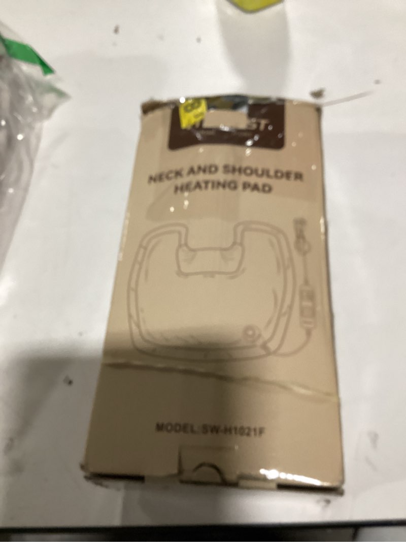 Condition photo showing New/Like New for VITANEST Heating Pad for Neck and Shoulders, Weighted Instant Heating Pads for Pain Relief, Large He