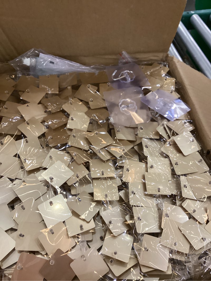 https://lotting-media.assets.bidfta.com/lotting_2782dc38-5bf4-4753-aae3-bead28106e3f