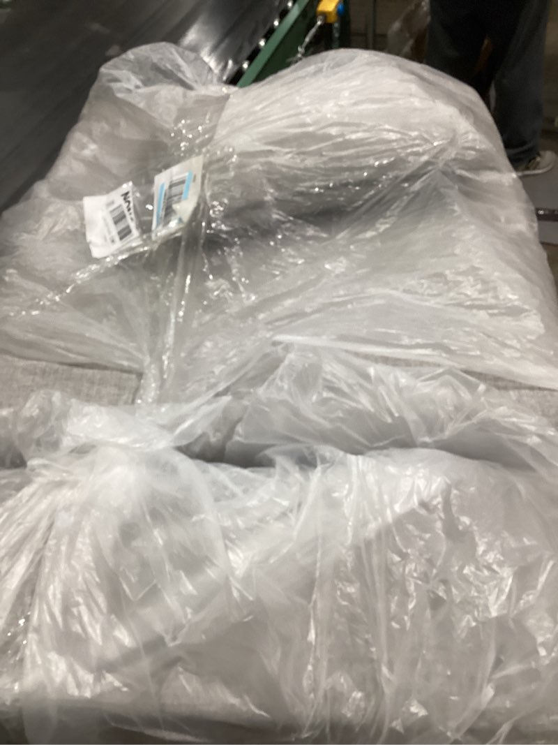 Condition photo showing Good Condition for Gray sectional 