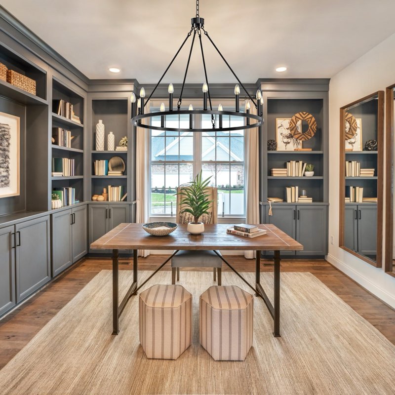 BAOURE 31-Inch Industrial Wagon Wheel Chandelier, 12-Light Farmhouse Pendant Light for Perfect for P