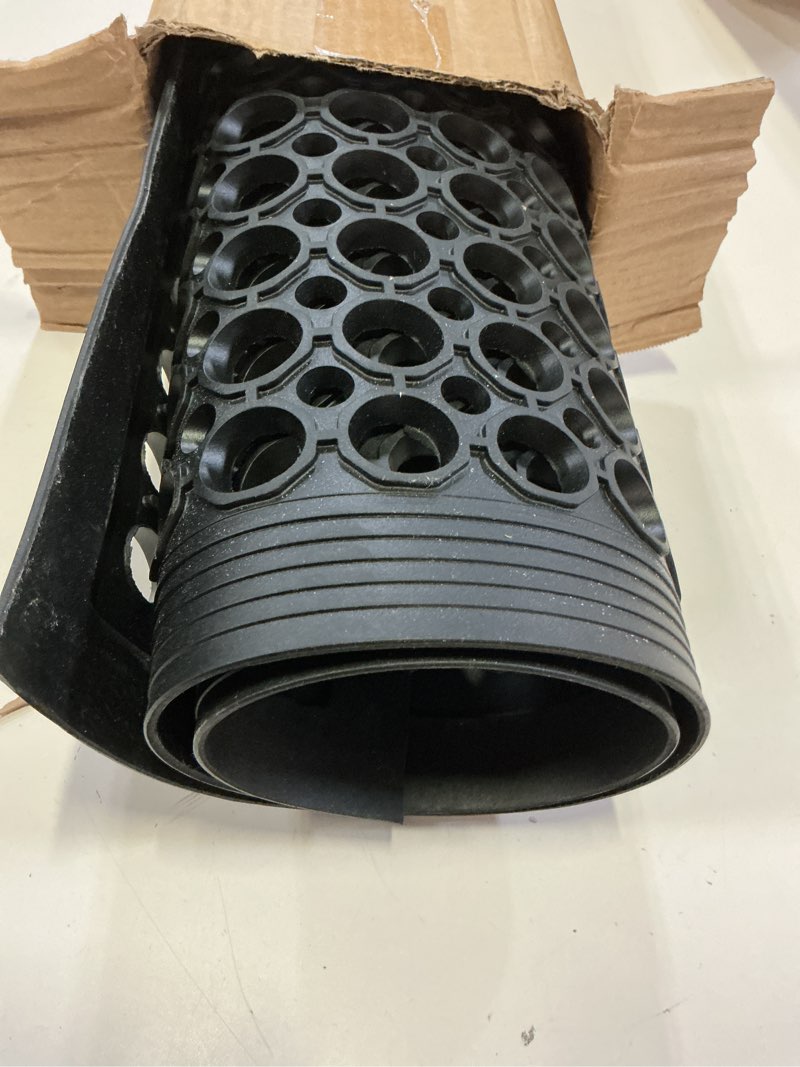 Condition photo showing Good Condition for outdoor rubber floor mats anti fatigue restaurant kitchen rubber drainage mat durable no slip bar floor mats used for indoor outside wet area 24" x 36" black 36"l x 24"w x 0.3"th