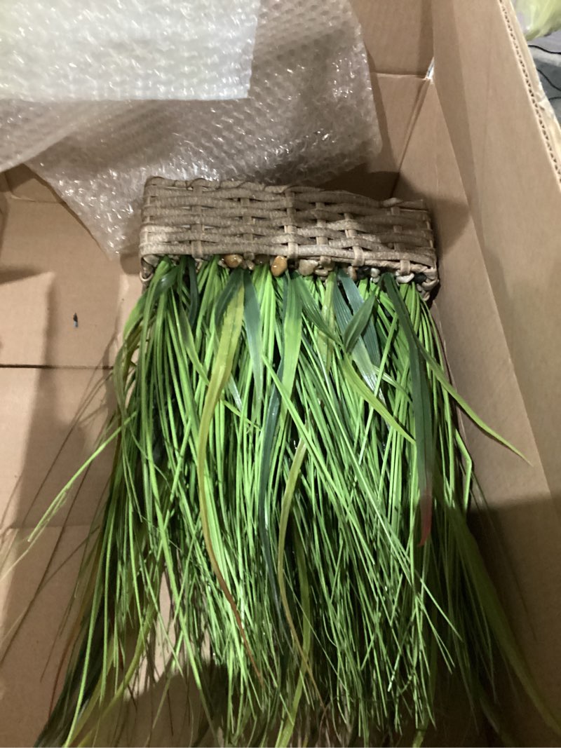 Condition photo showing Good Condition for 20 inch Green Sea Grass Plant in Leather Woven Planter, Realistic Looking Fake Wheat Grass Farmhouse Faux Plant for Home Kitchen Bathroom Bedroom Decor