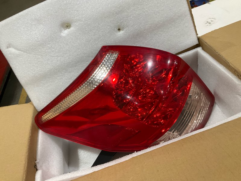 Condition photo showing As Is for munirater Tail Light Rear Brake Lamp Replacement for RAV 4 2006 2007 2008 Taillight Driver Side