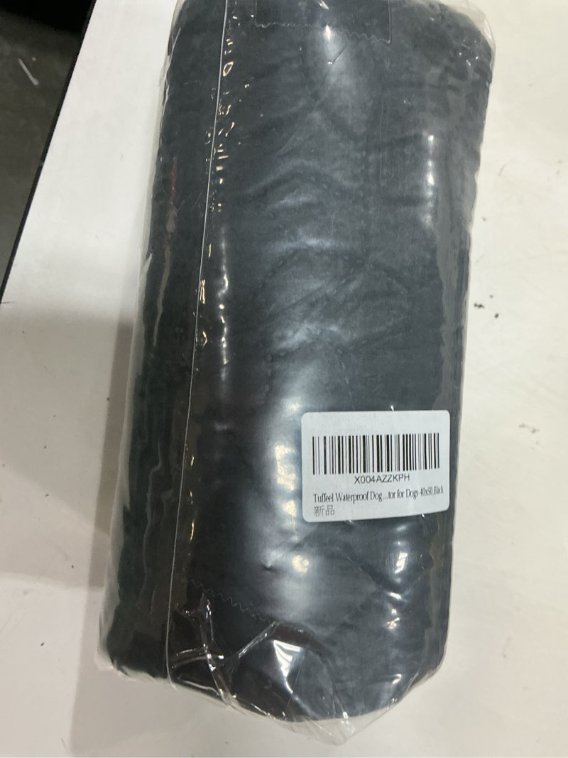 Condition photo showing New/Like New for waterproof couch cover for dogs washable, anti-slip back dog bed blanket pet chair sofa furniture protector(52x82 inches, black)  52x82 inches