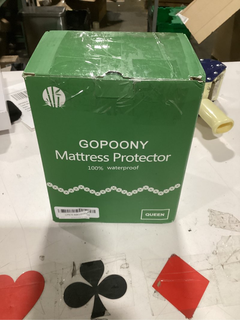 Condition photo showing Good Condition for Premium Waterproof Mattress Protector Queen Size, Breathable Bed Cover 3D Air Fabric Cooling Mattres