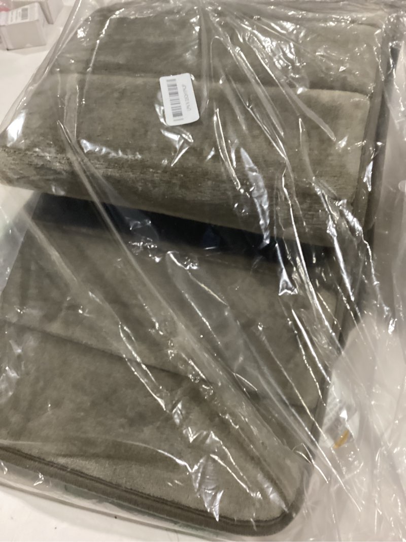 https://lotting-media.assets.bidfta.com/lotting_27ccfc01-68ec-48c9-9085-fe53ebcf8b0e