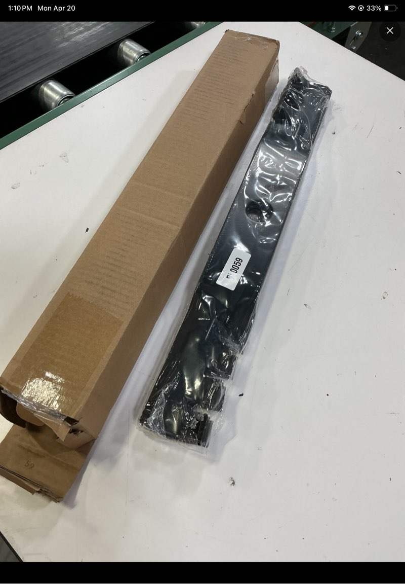 Condition photo showing New/Like New for rotary 48 – 50" 6298 commercial gator mulch lawnmower blade 5/8" center hole