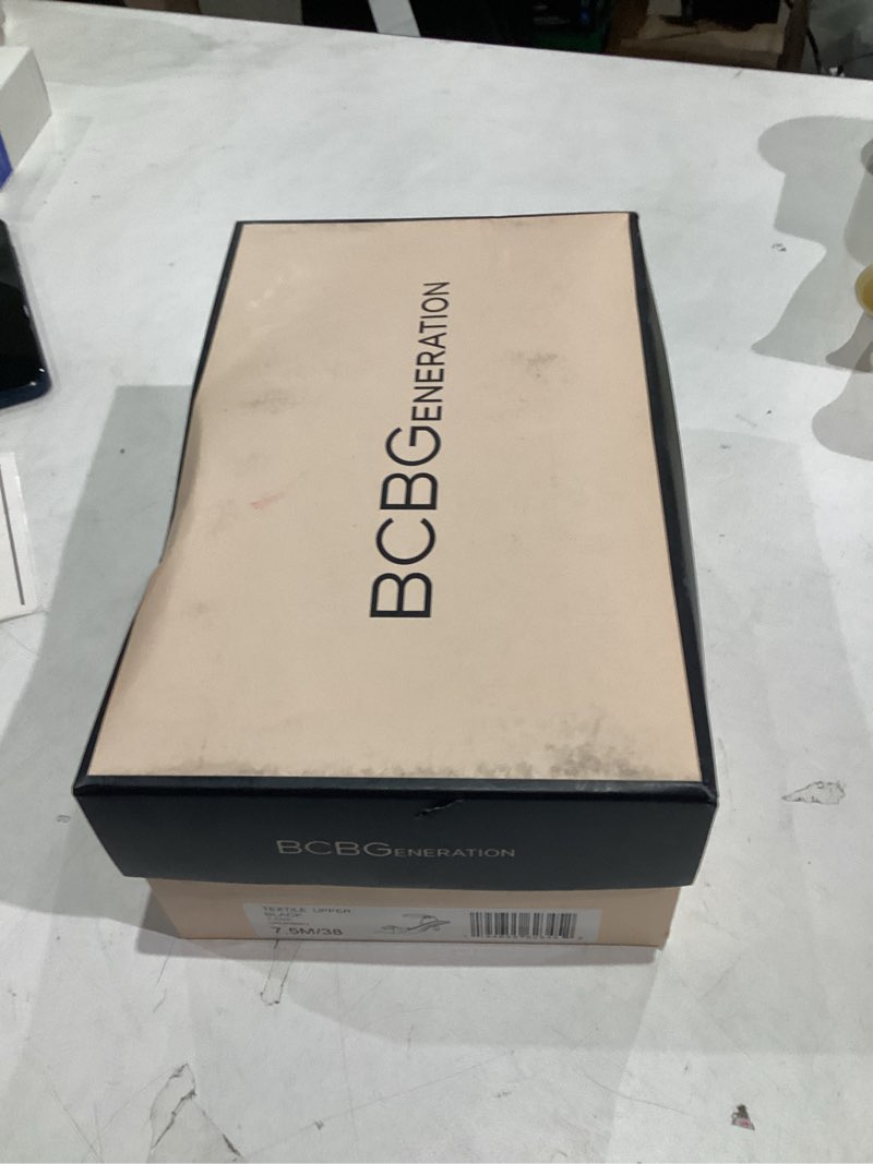 Condition photo showing New/Like New for BCBGeneration Women's Ilana Heeled Sandal 7.5 Black