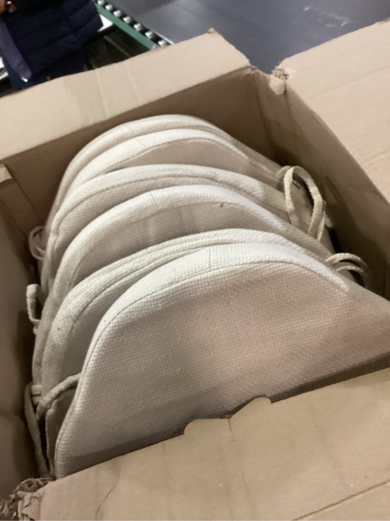 Condition photo showing Good Condition for Shinnwa Dining Chair Cushions Set of 6, High-Resilience Foam Windsor Seat Pads, Kitchen Chair Cushions with Ties & Textured Cover, 6 Pack, 16.5 x 15.5 x 2, Off White 6 Count (Pack of 1) Off White