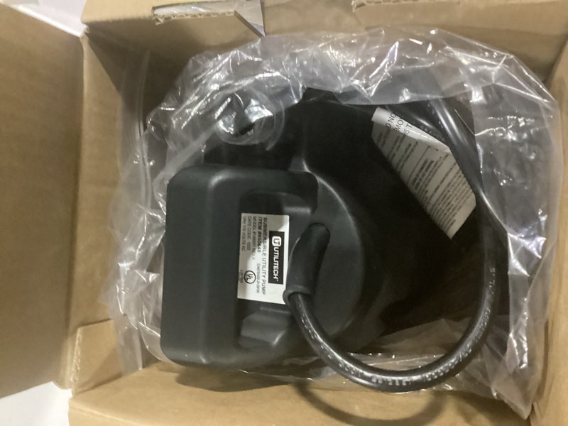Condition photo showing Good Condition for utilitech 1/6-hp 115-volt 25-gpm thermoplastic submersible utility pump