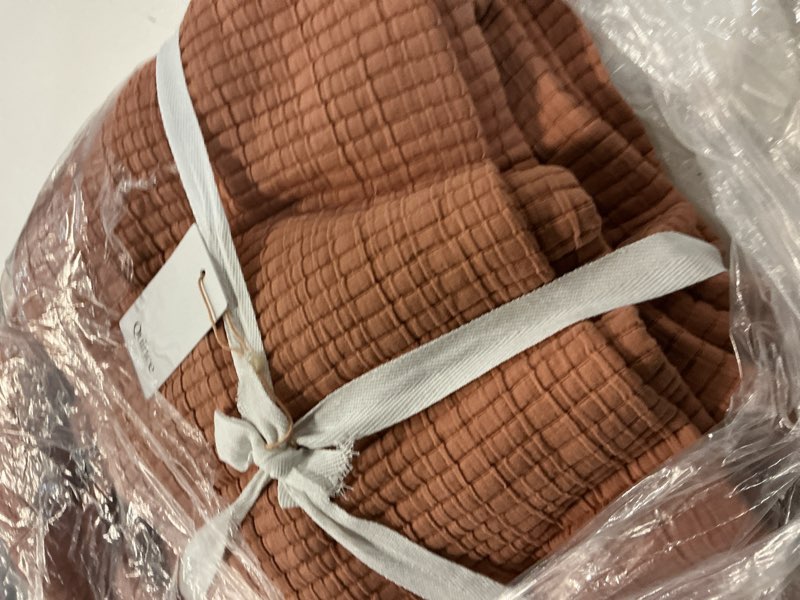 Condition photo showing Good Condition for organic ribbed cotton coverlet set, king/cal king, sedona