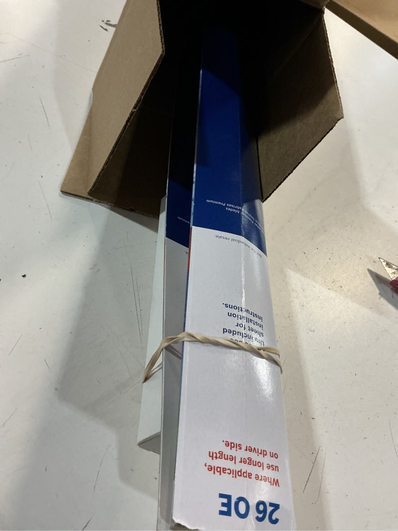 Condition photo showing Good Condition for bosch 26oe20oe icon beam wiper blades - driver and passenger side - set of 2 blades (26oe & 20oe) front (26oe & 20oe) icon combo pack (front)