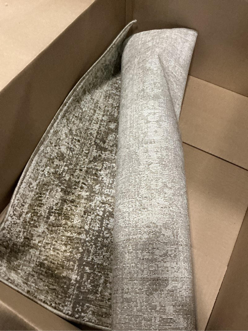 Condition photo showing Good Condition for loloi amber lewis honora collection hon-01 khaki/beige 2'-7" x 8'-0" runner rug