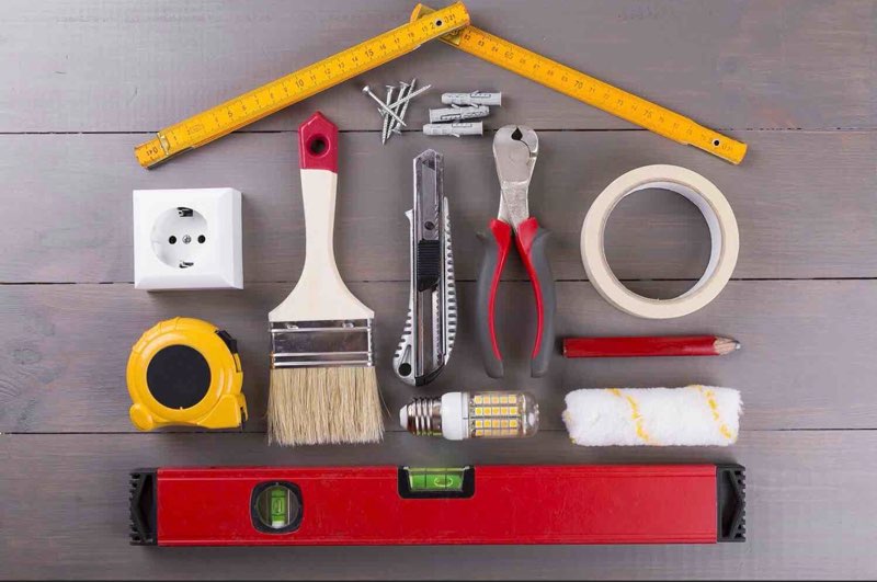 Condition photo showing As Is for home improvement lot: assorted tools 