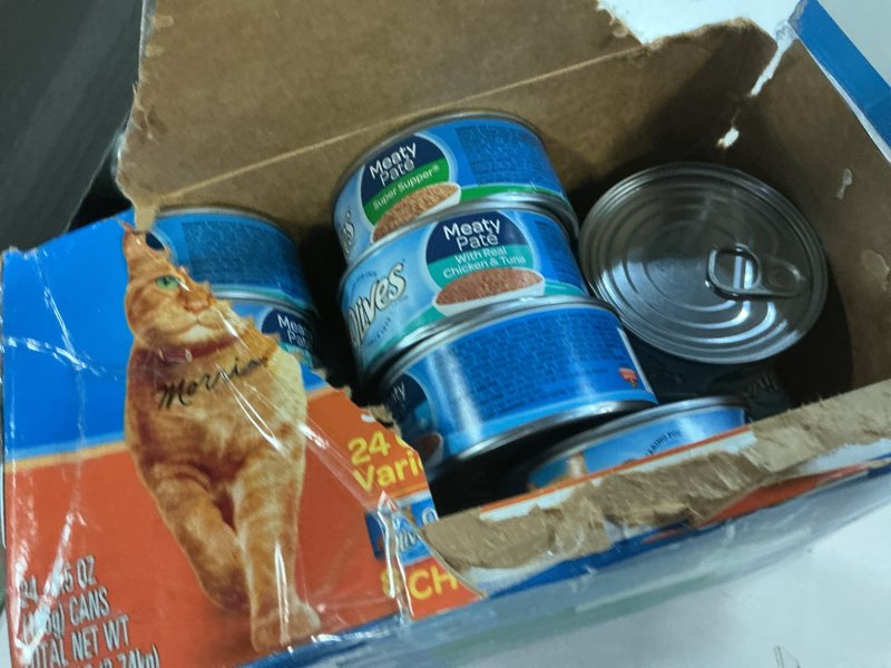 Condition photo showing Good Condition for (BBD 01/14/27). 9Lives Seafood & Poultry Favorites Wet Cat Food Variety 5.5 Ounce (20 Pack) Seafood & Poultry Favorites 5.5 Ounce (Pack of 20). 