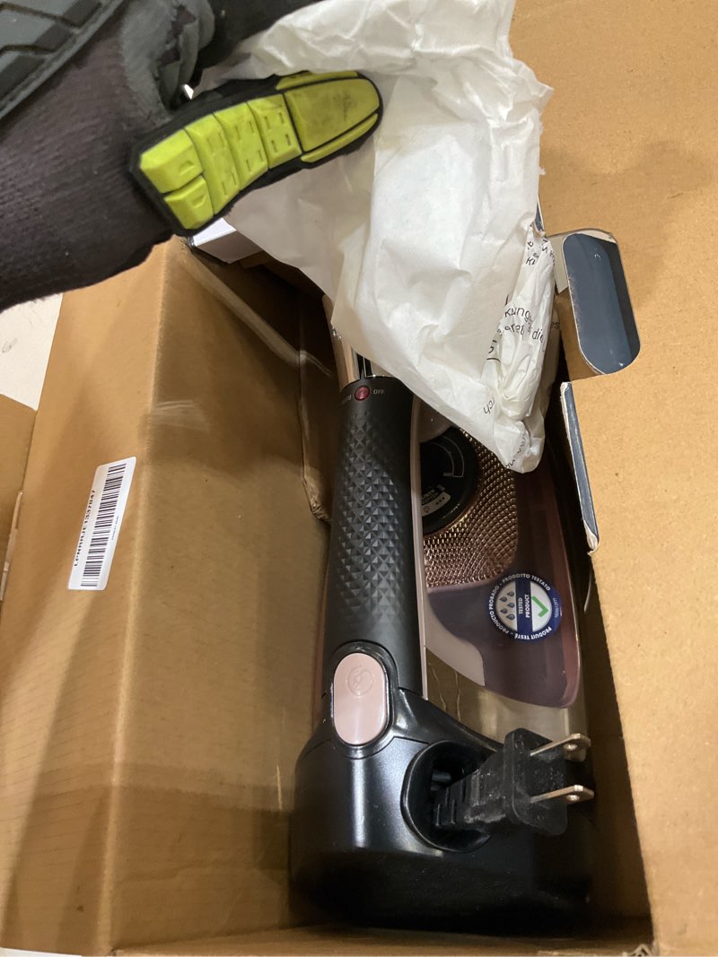 Condition photo showing Good Condition for rowenta access stainless steel soleplate steam iron with retractable cord, powerful steam diffusion, auto-off and anti-drip, 1725 watts, black clothes iron, dw2459 steam iron - cordreel