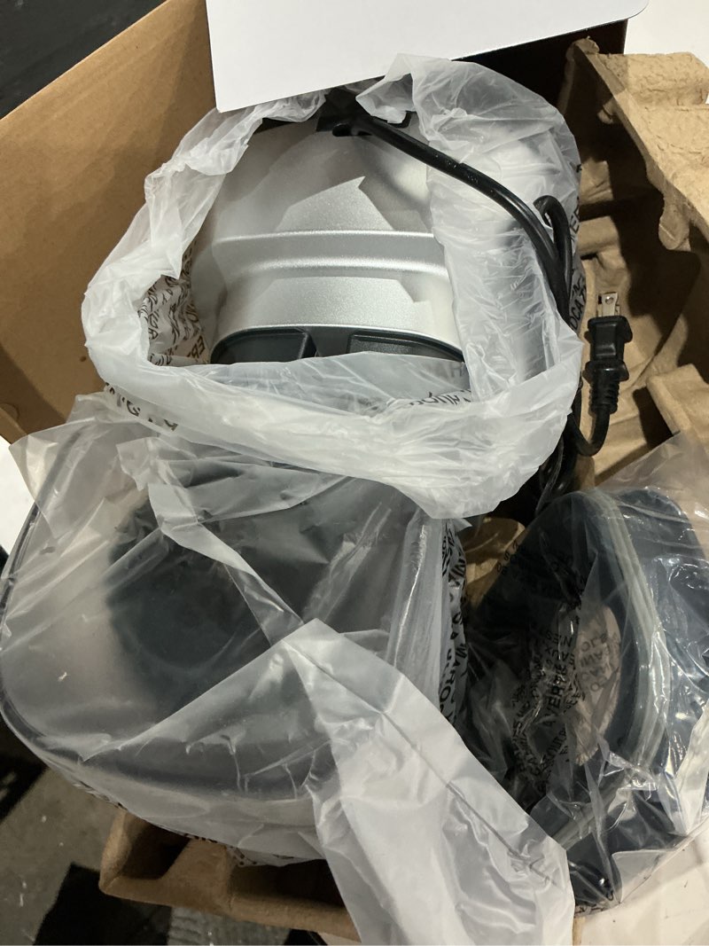 Condition photo showing As Is for cuisinart velocity ultra 7.5 1 hp blender
