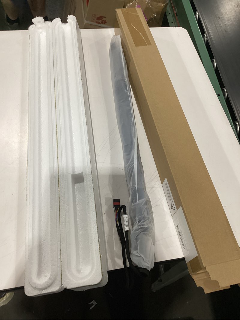 Condition photo showing New/Like New for cciyu 8u0827851 electrical powered liftgate lift support strut cylinder fit for audi q3 1.4l 2016-2018,for audi q3 2.0l 2015-2019,for audi q3 quattro 2.0l 2015-2018