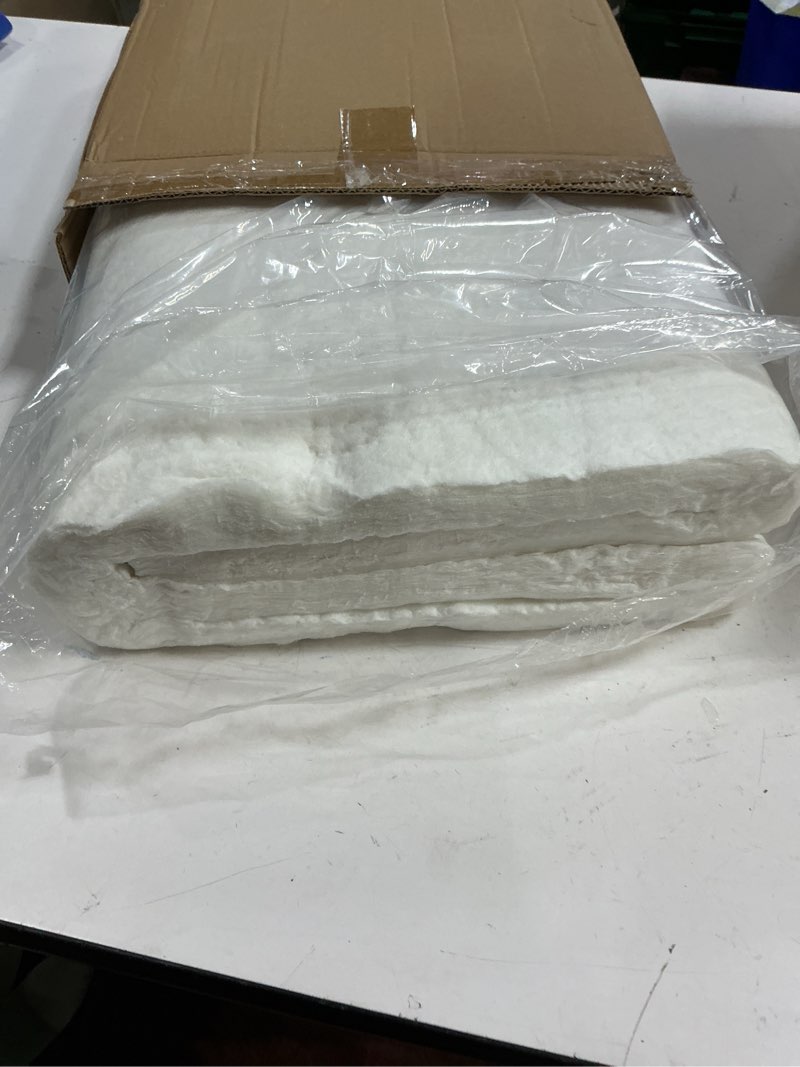 Condition photo showing New/Like New for 1"x16"x48",2400f ceramic fiber fireproof insulation blanket, applicable to furnace, forging, kiln and stove 1inch (thick) x16inch x48inch