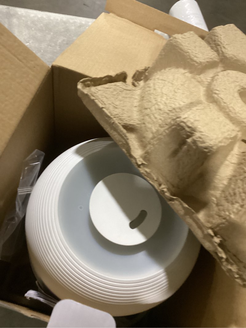 Condition photo showing Good Condition for hume™ sense top fill humidifier