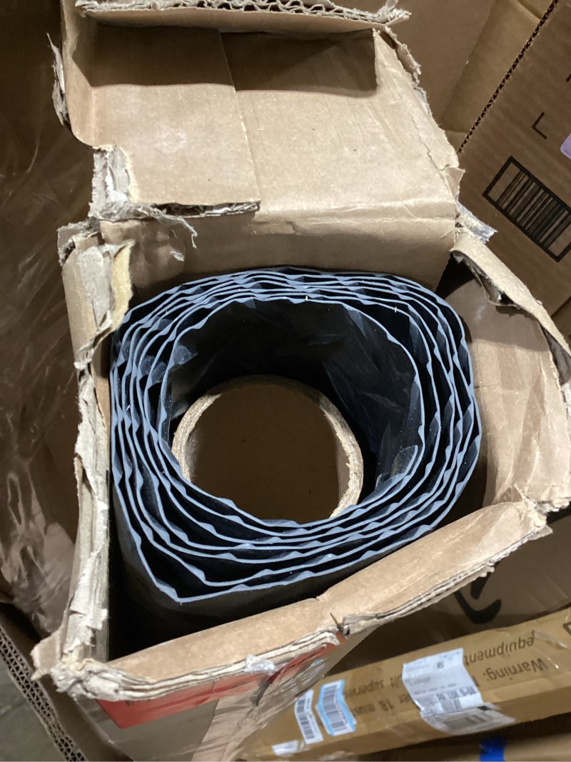 Condition photo showing Good Condition for 4 x 6 ft garage floor mat, diamond plate rubber flooring roll, pvc garage flooring rolls for under c