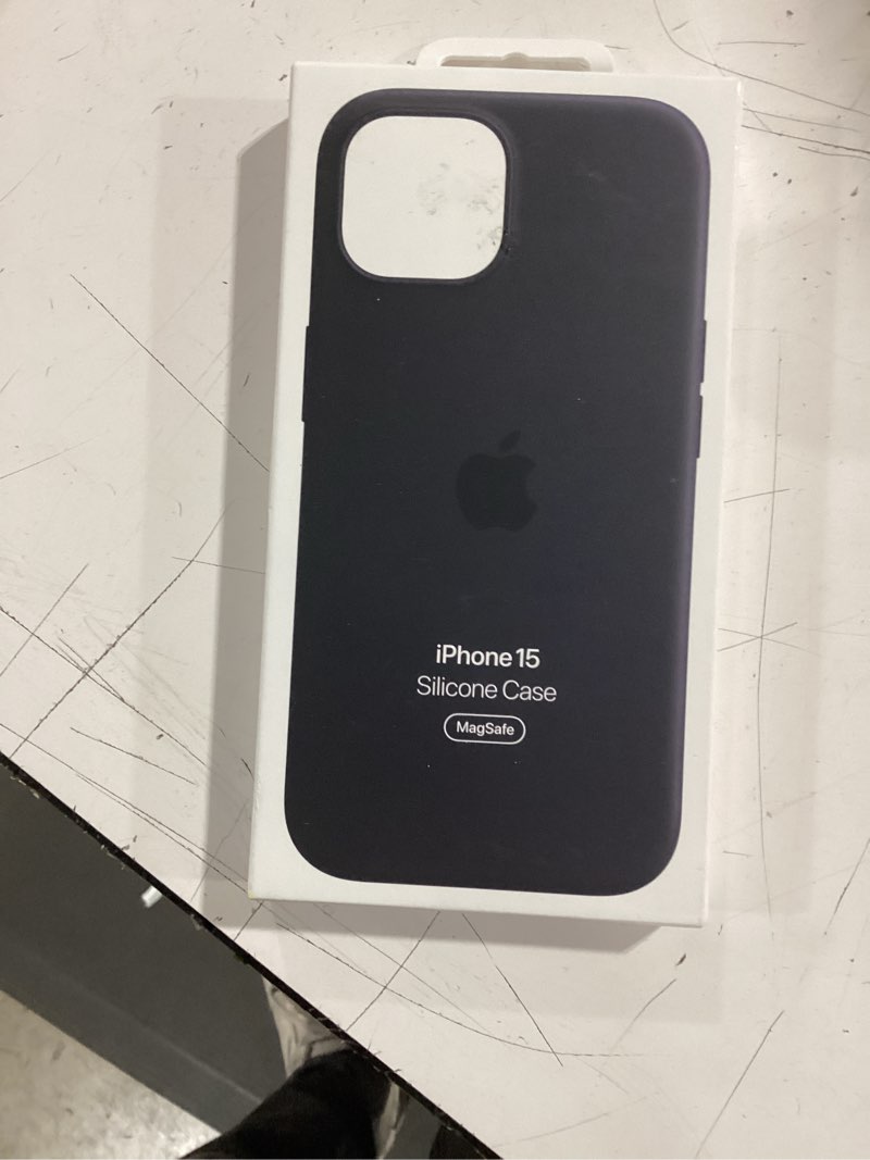 Condition photo showing New/Like New for apple iphone 15 silicone case with magsafe - black