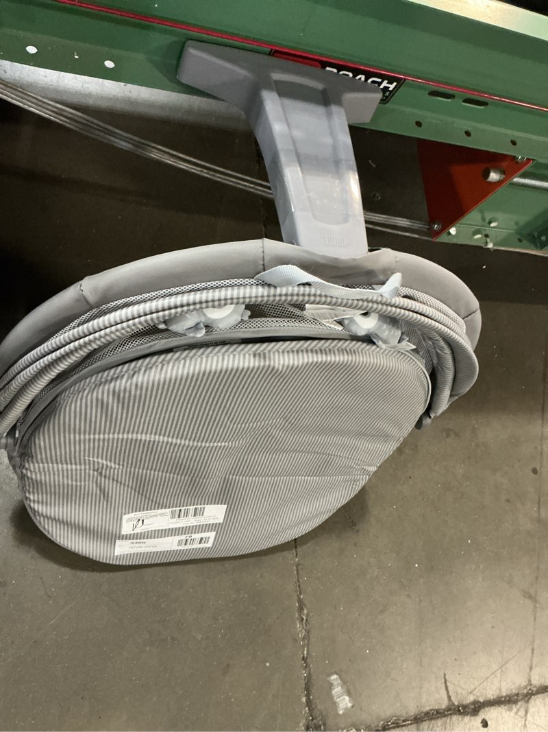 Condition photo showing As Is for safety 1st sleepy traveler bassinet, dreamscape