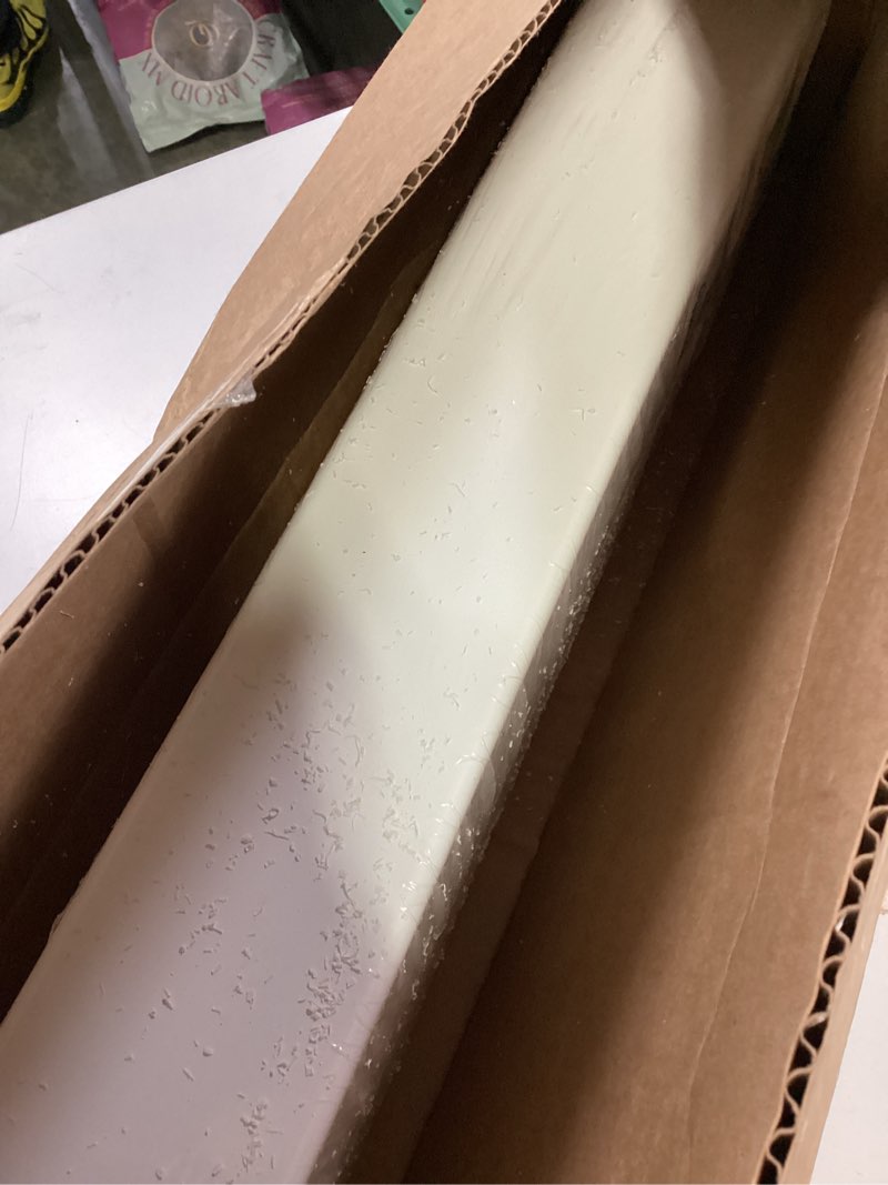 Condition photo showing Good Condition for 4"x4"x39" vinyl post, white