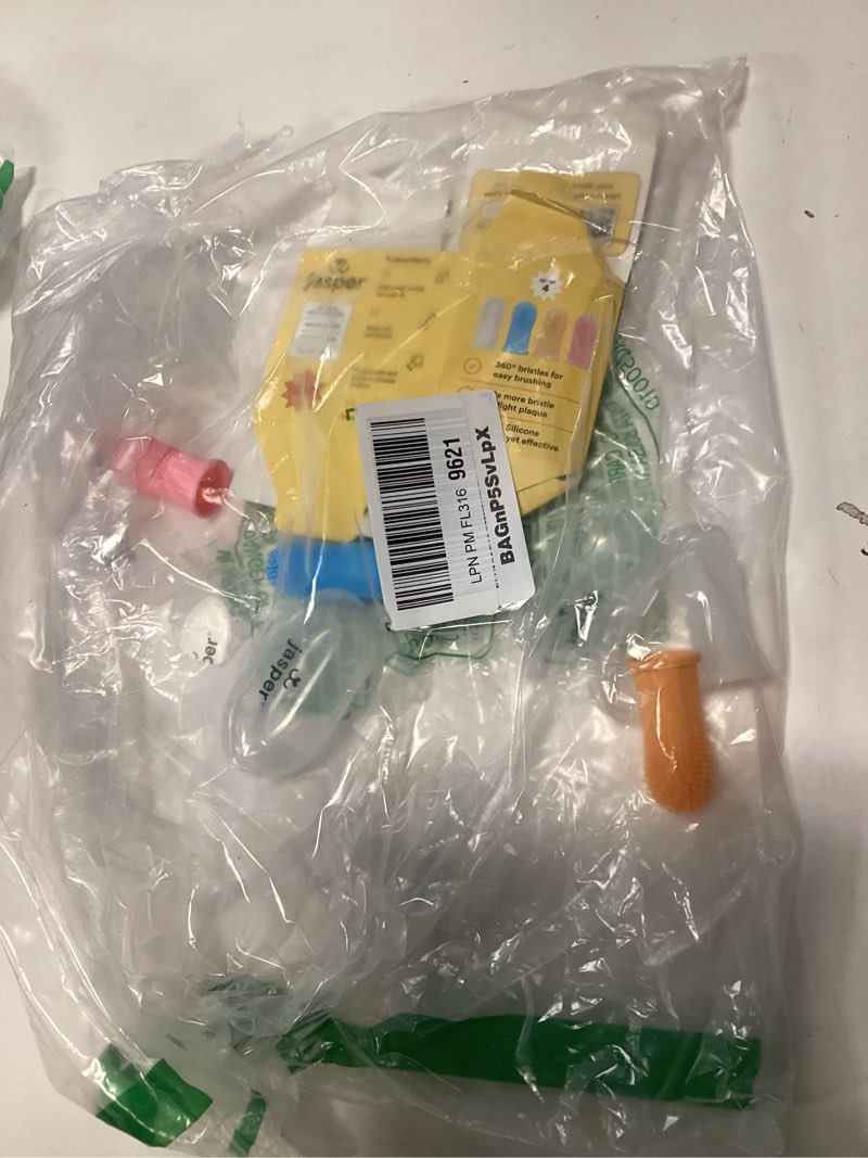 Condition photo showing As Is for Jasper 360º Dog Fingerbrush Toothbrush Kit (4-Pack) Ergonomic Design, Full Surround Bristles for Easy Teeth Cleaning, Dental Care for Puppies, Cats and Small Pets, Multi-Colored…