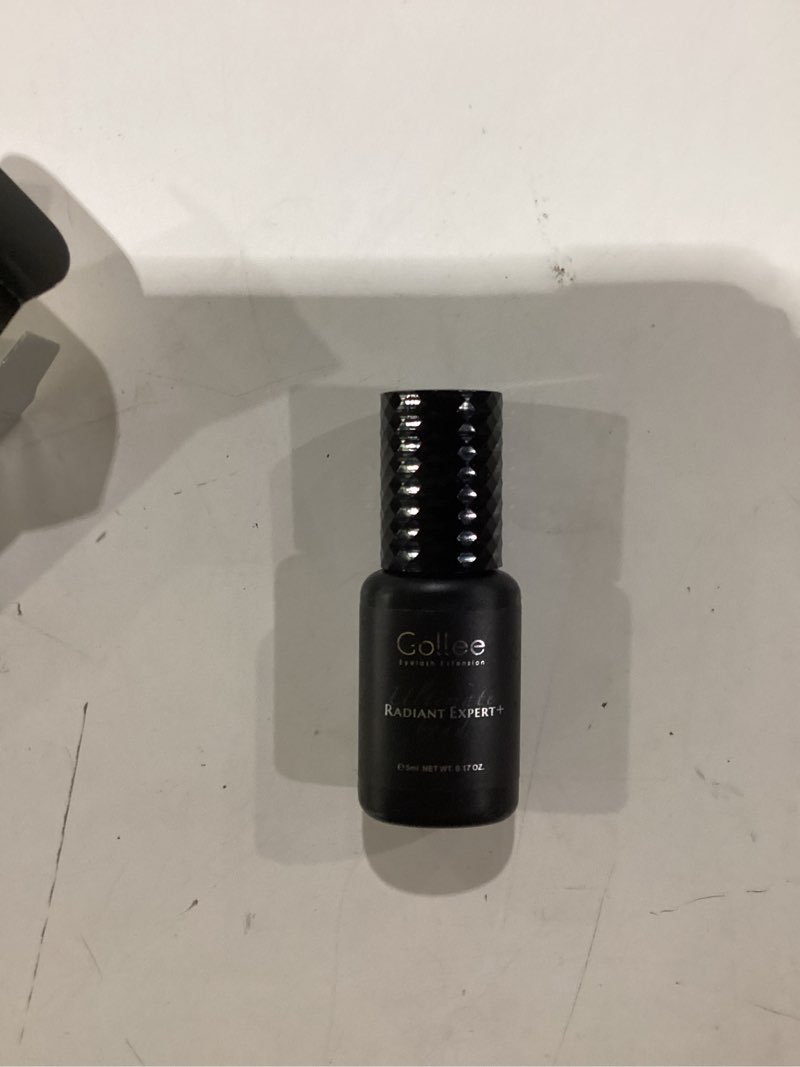 Condition photo showing New/Like New for Eyelash Extension Glue 0.5 Sec Fast Drying/Retention -8 Week /(0.17fl.oz / 5ml) Eyelash Glue Waterproof Lash Extension Semi-Permanent Extensions Black Adhesive Supplies for Professional USE ONLY