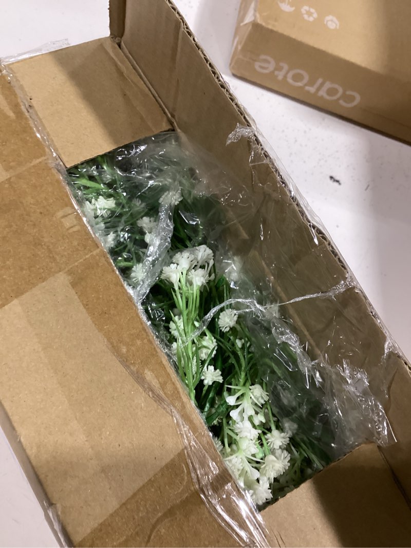 Condition photo showing Good Condition for Dolicer 4 Pcs Babys Breath Artificial Flowers Vines, 24 FT Faux White Hanging Baby Breath Garland, Real Touch Fake Babys Breath Gypsophila for Wedding Party Backdrop Wall Home Decor White Garland 4 Pcs