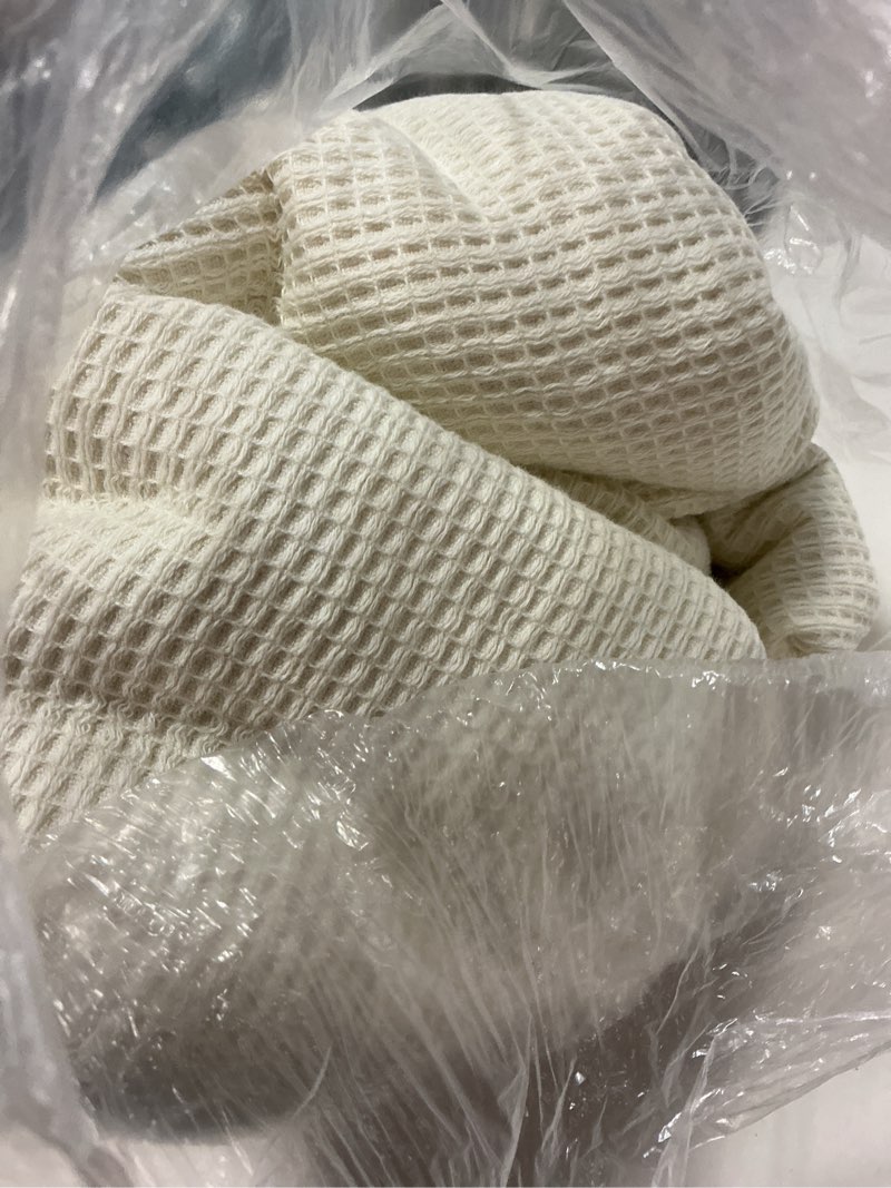 Condition photo showing Good Condition for turkish waffle terry bath towel (set of 2), one size, ivory