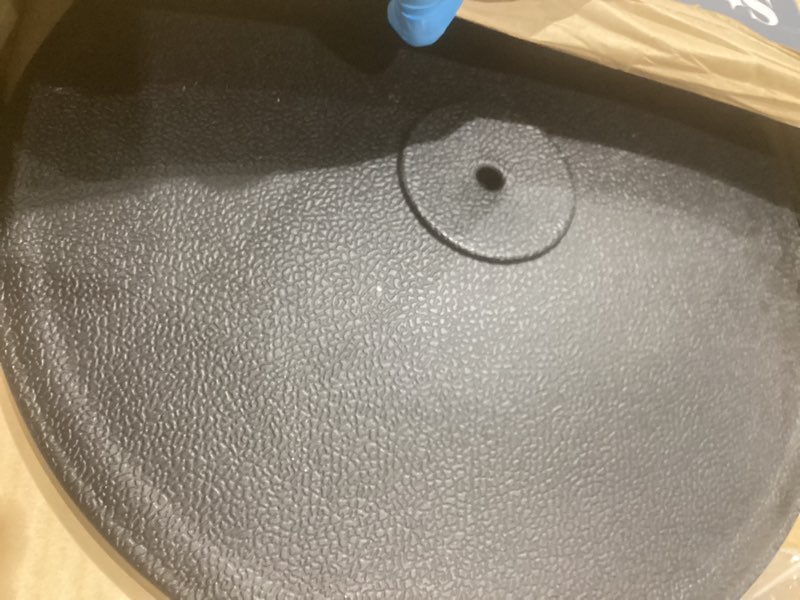 Condition photo showing Good Condition for style selections 22-lb black hdpe plastic patio umbrella base
