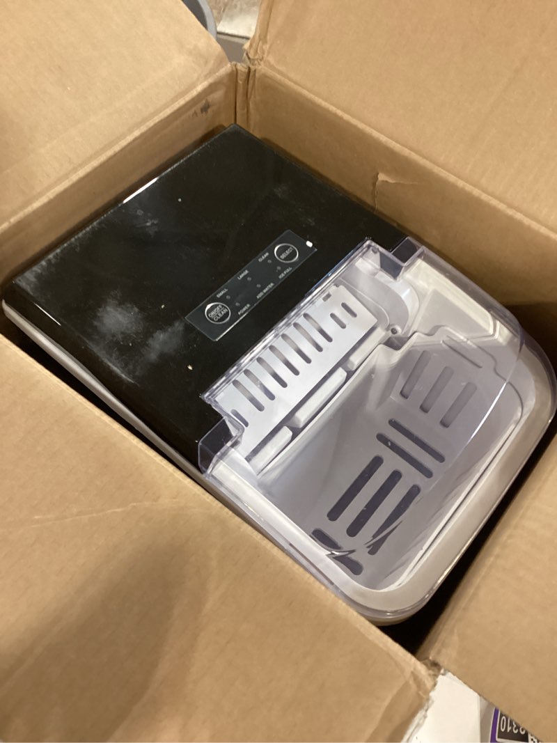 Condition photo showing Good Condition for silonn ice maker countertop, portable ice machine with carry handle, self-cleaning ice makers with basket and scoop, 9 cubes in 6 mins, 26 lbs per day, ideal for home, kitchen, camping, rv black 26 lbs