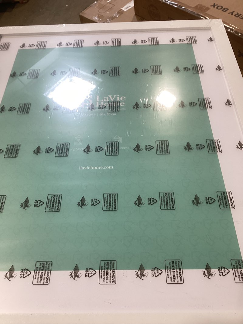 Condition photo showing New/Like New for LaVie Home 20 x 24 Poster Frame White, Display Pictures 16x20 with Mat or 20x24 Without Mat, Stable and Sturdy Picture Frame and Polished Plexiglass, Horizontal and Vertical Format of The Wall?1 Pack? 20x24 White
