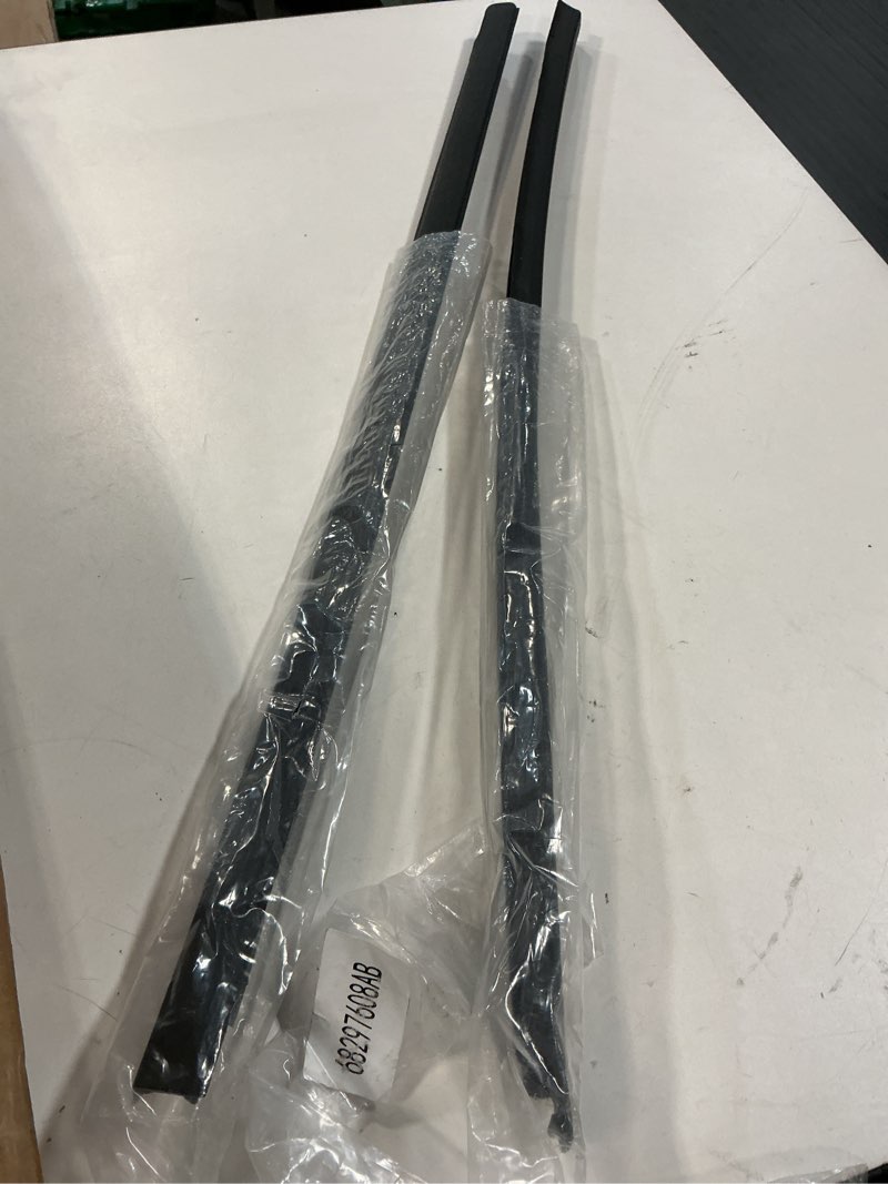 Condition photo showing Good Condition for FZJDSD 1Pair Front Right&Left side Windshield Molding Strip Compatible with Dodge Ram 1500 2500 3500 4500 5500 2009-2022 Exterior Windshield Molding Trim Windshield Weatherstrip #68297609AB 68297608AB