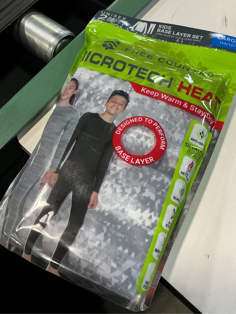 Condition photo showing Good Condition for kids' microtech® heat base layer set (large size )